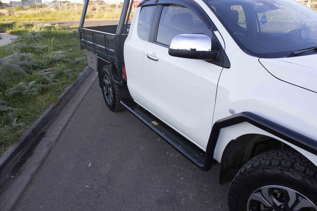 Mazda BT-50 2012+ Side Steps